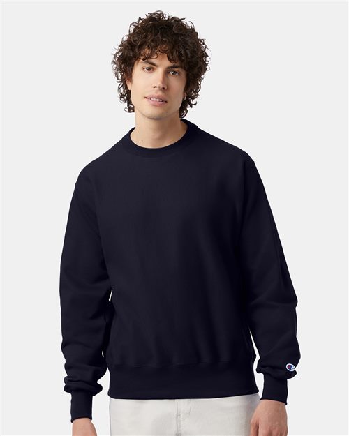 Champion. Reverse Weave® Crewneck Sweatshirt. S149