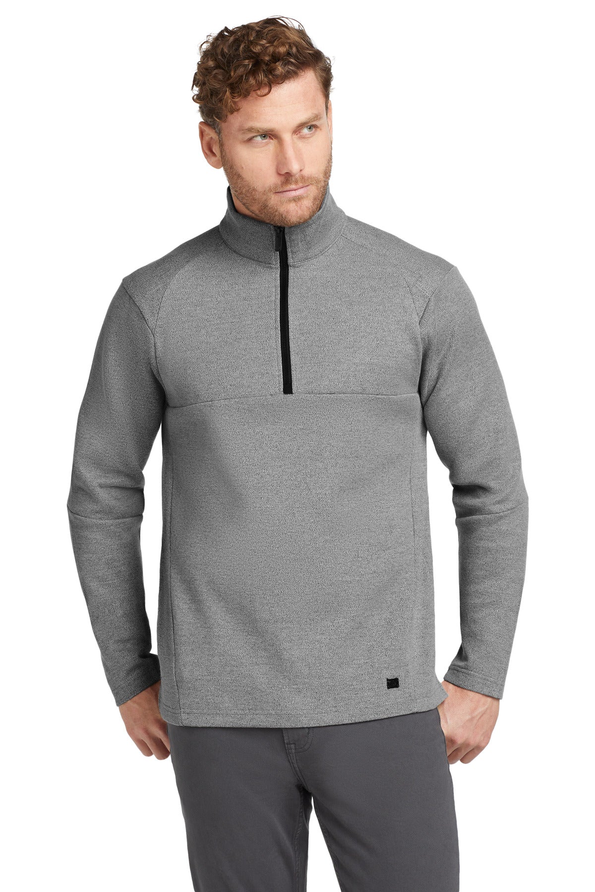 OGIO  Transition 1/4-Zip. OG821